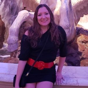 Meet your Posher, Jessica